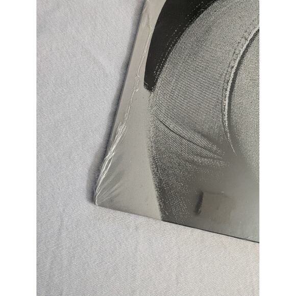 Addison Rae Diet Pepsi Vinyl Hand Signed Cover Single 7" New Sealed Autograph - Picture 5 of 16